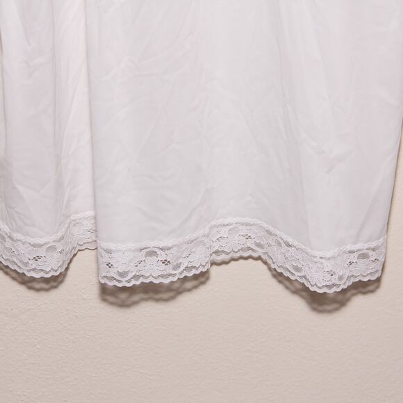 Vanity Fair Full slip White Size 34 Made in USA - Picture 3 of 7